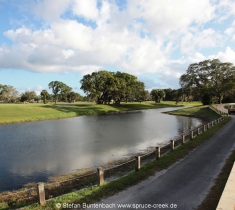 Spruce Creek Fly In Community in Florida im Gelände. Views of Spruce Creek Airpark.