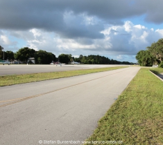Spruce Creek Fly In Community in Florida im Gelände. Views of Spruce Creek Airpark.
