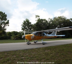 Spruce Creek Fly In Community in Florida im Gelände. Views of Spruce Creek Airpark.