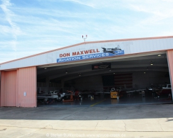 Hangar of Mooney Service Center Don Maxwell Aviation Services in Longview in Texas. --- Mooney M20F IMG_1046Mooney M20F IMG_1046