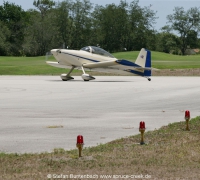 Einblick in die Spruce Creek Fly-In Community in Florida, nahe Daytona Beach.F o t o :  S t e f a n  B u n t e n b a c h / b u n t e n b a c h . c o m  / D a s  B i l d  i s t  h o n o r a r p f l i c h t i g !   H o n o r a r e  b i t t e  d i r e k t  a n  b u n t e n b a c h . c o m .  A l l  R i g h t s  R e s e r v e d .  C o p y r i g h t  b u n t e n b a c h . c o m , w w w . b u n t e n b a c h . c o m ,  e - m a i l :  i n f o @ b u n t e n b a c h . c o m .   E s   l i e g t   k e i n  M o d e l r e l e a s e   f Ã¼ r  d i e s e s  B i l d  vor !  M o b i l t e l e f o n :  + 4 9 - ( 0 ) 1 7 1 / 3 6 2 9 9 9 9.  /  B a n k v e r b i n d u n g :  D e u t s c h e  B a n k  H i l d e n ( B L Z 3 0 0 7 0 0 2 4 / K t o  4 3 1 9 3 3 1 ) ]