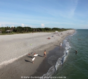 Strand am Golf von Mexiko im Stadtgebiet von Venice in Florida, nahe der Pier.